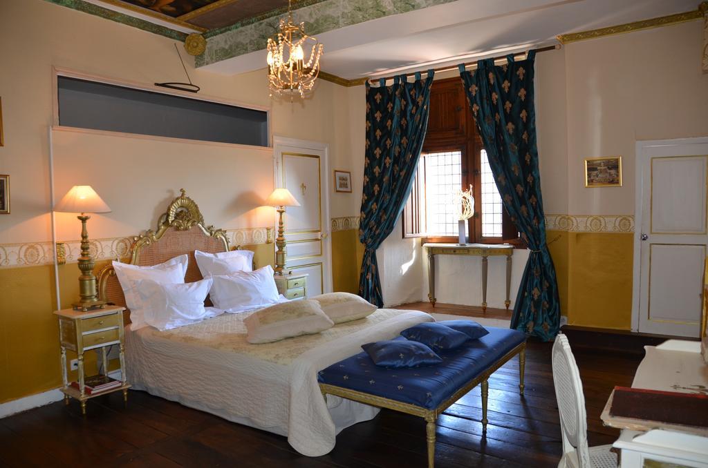 로슈포르트엥테르 La Tour Du Lion B&B 외부 사진