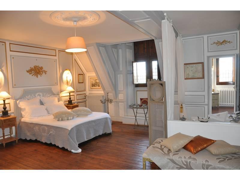 로슈포르트엥테르 La Tour Du Lion B&B 외부 사진